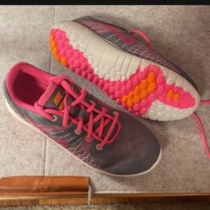Girls nike sneakers